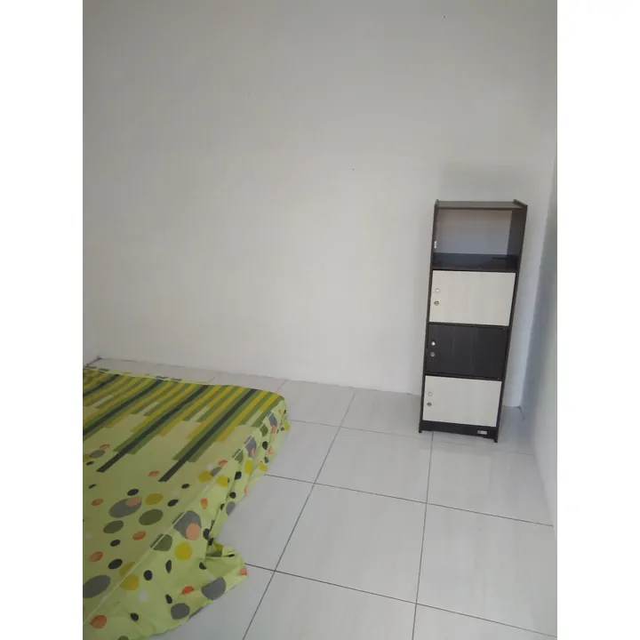 Foto Kamar H (Budget Room)  Kost Surabaya
